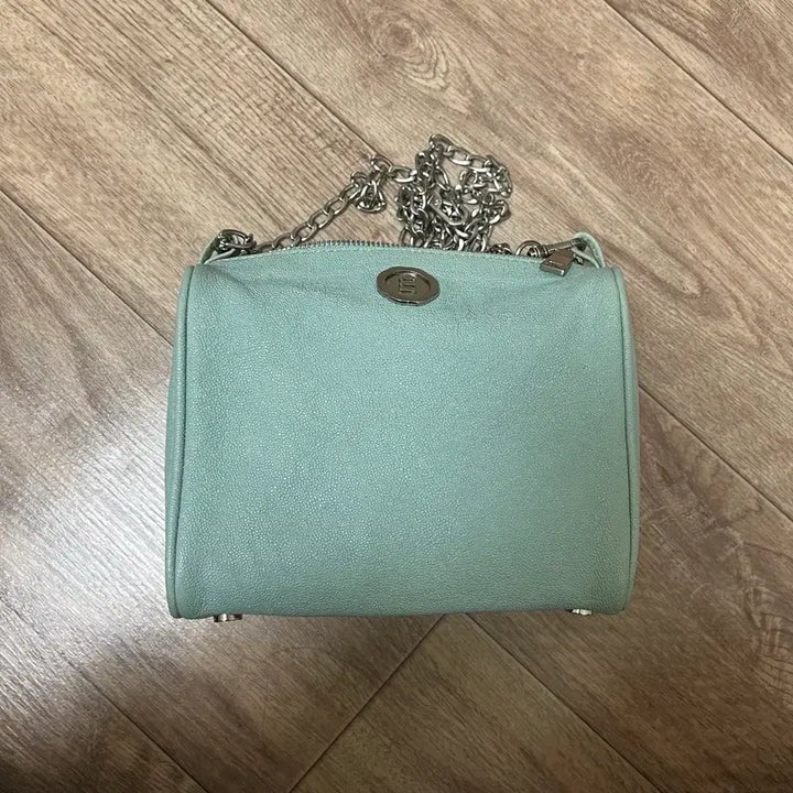 [BUNJANG] Minitmute Brett Mini Caviar Blue Crossbody Bag / 미닛뮤트 브렛미니 캐비어 블루