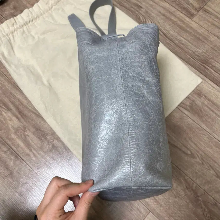 [BUNJANG] Minitmute Removable Large Gray Crossbody Bag / 미닛뮤트 리무드 라지 그레이