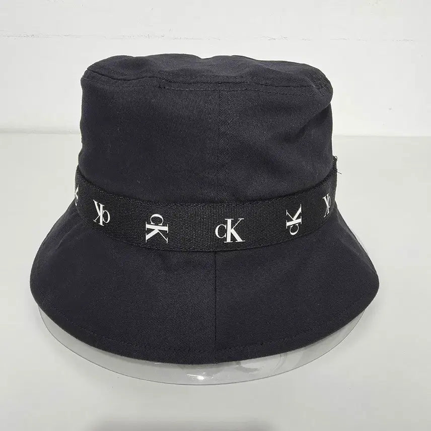 [BUNJANG] Calvin Klein Jeans Black Logo Bucket Hat / 캘빈클라인진 블랙 로고 버킷햇