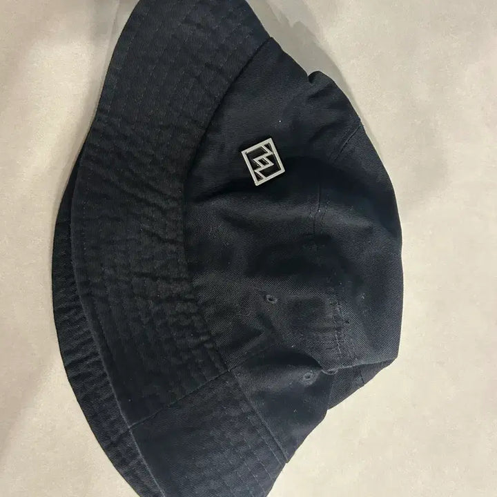 [BUNJANG] Songzio Homme Zzero Bucket Hat / 송지오옴므 지제로 벙거지 모자