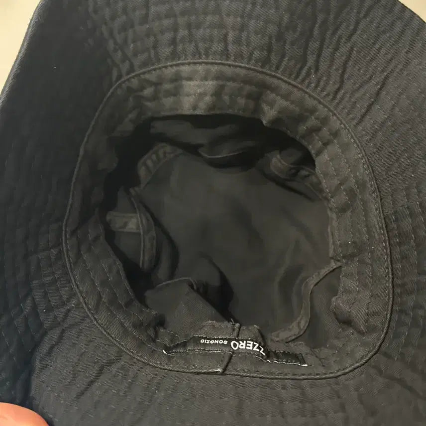 [BUNJANG] Songzio Homme Zzero Bucket Hat / 송지오옴므 지제로 벙거지 모자