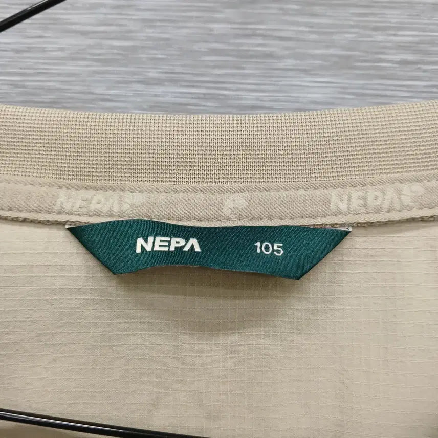 [BUNJANG] Nepa Short Sleeve Shirt 105 / 4472 네파 반팔 105