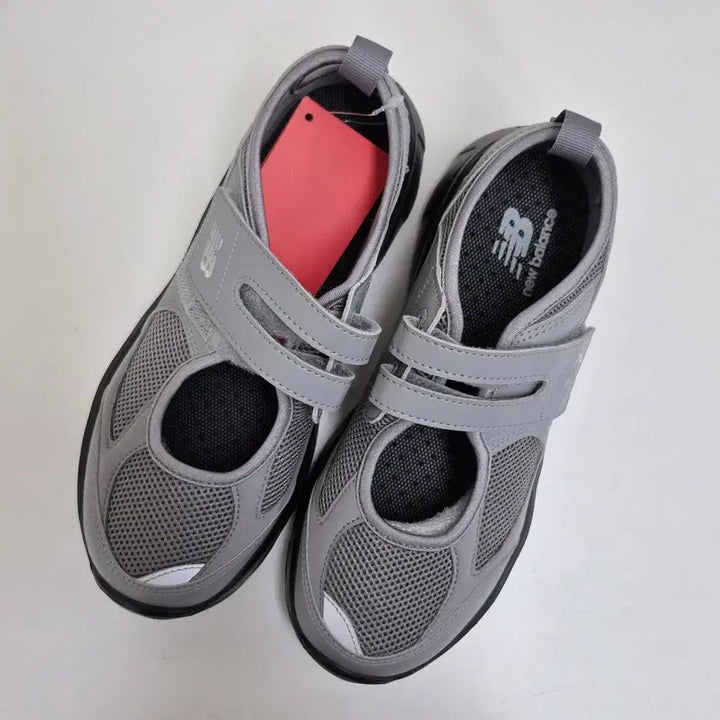 [BUNJANG] 뉴발란스 SD2202GR2 그레이 스니커즈 250 (NB_SHOE_10) / 뉴발란스 SD2202GR2 그레이 스니커즈 250 (NB_SHOE_10)