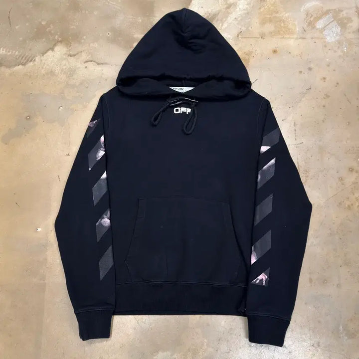 [BUNJANG] Off-White Caravaggio Black Hoodie / M 오프 화이트 카라바도 블랙 후드티