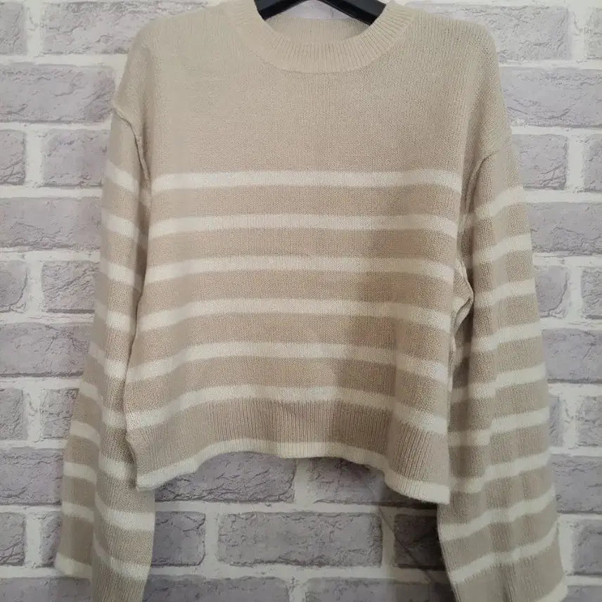[BUNJANG] H&amp;M Beige Stripe Crop Knit S / H&amp;M 베이지 스트라이프 크롭니트S/알뜰한여우