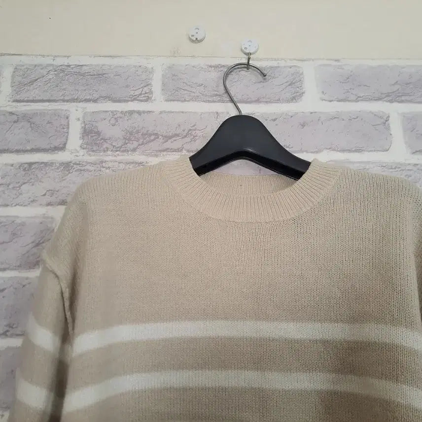 [BUNJANG] H&amp;M Beige Stripe Crop Knit S / H&amp;M 베이지 스트라이프 크롭니트S/알뜰한여우