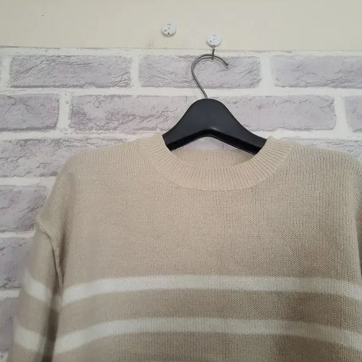 [BUNJANG] H&amp;M Beige Stripe Crop Knit S / H&amp;M 베이지 스트라이프 크롭니트S/알뜰한여우