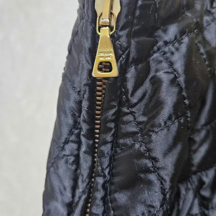 [BUNJANG] PRADA Japan Line Signature Quilted Skirt / [정품] 프라다(PRADA) 재팬 라인 시그너처 퀼팅 스커트 (42)