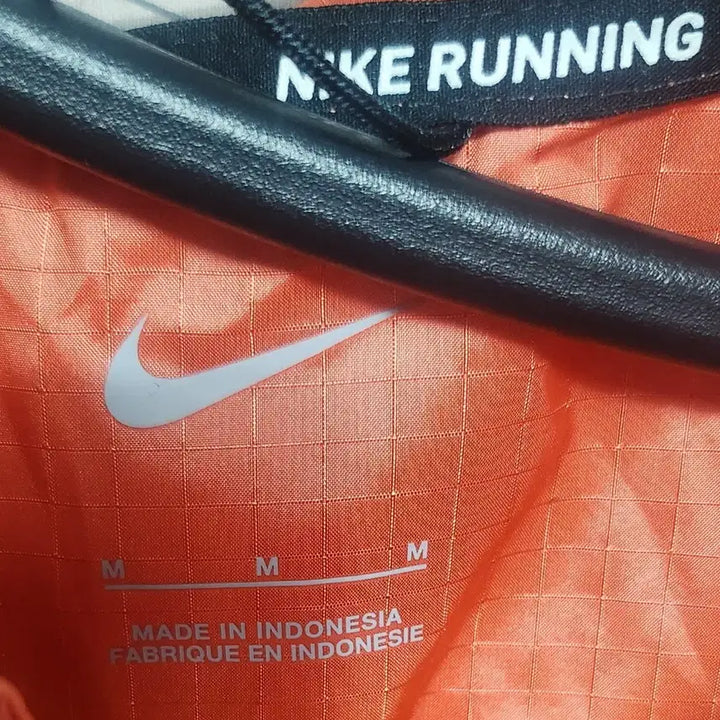[BUNJANG] Nike Orange Windbreaker Hooded Jacket / 나이키 오렌지색 바람막이 후드 자켓