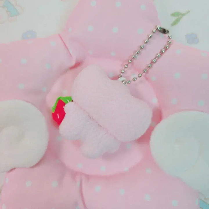 [BUNJANG] Strawberry Nose Ko Gepang Handmade Keyring / 딸기 코게빵 핸드메이드 인형 키링