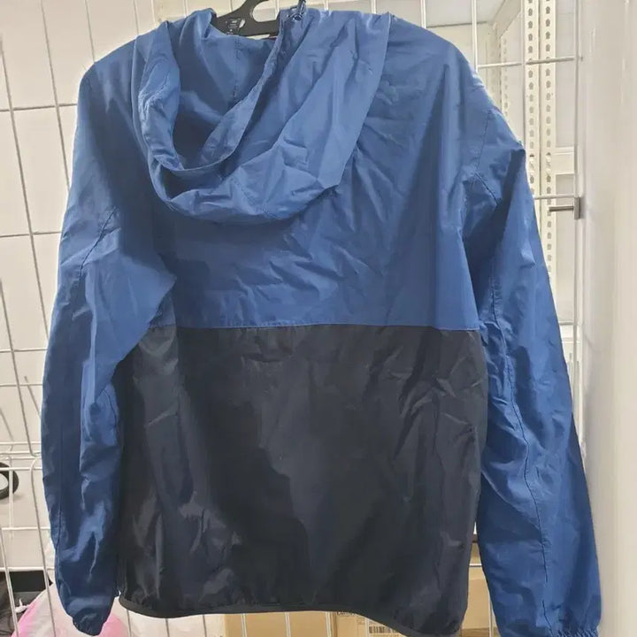 [BUNJANG] Tommy Hilfiger Windbreaker Jacket 105 / 타미힐피거 정품 바람막이 105사이즈 판매합니다