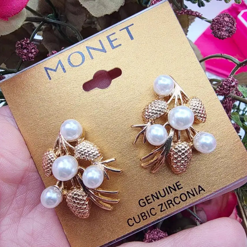 [BUNJANG] Monet Vintage Original Tag Pearl Earrings / [LUBA] 모네 빈티지 오리지널 택 진주 귀걸이 개별가