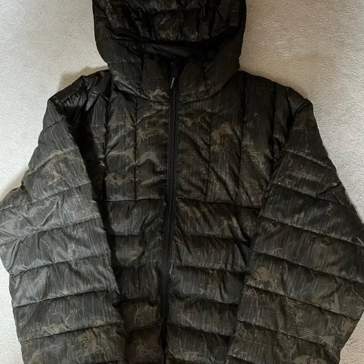 [BUNJANG] Brownbreath Lightweight Padded Jacket Khaki L / 브라운브레스 경량패딩 카키 L사이즈 판매합니다