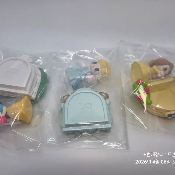 [BUNJANG] Disney Princess Little Sweet Figure Bundle Set (Cinderella, Belle, Snow White) / 디즈니 프린세스 피규어  Little Sweet 3개 일괄
