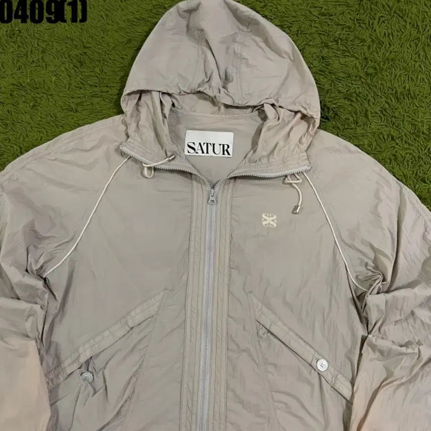 [BUNJANG] SATUR Ivory Windbreaker Jacket / SATUR 세터 후드 바람막이 자켓 아이보리 M