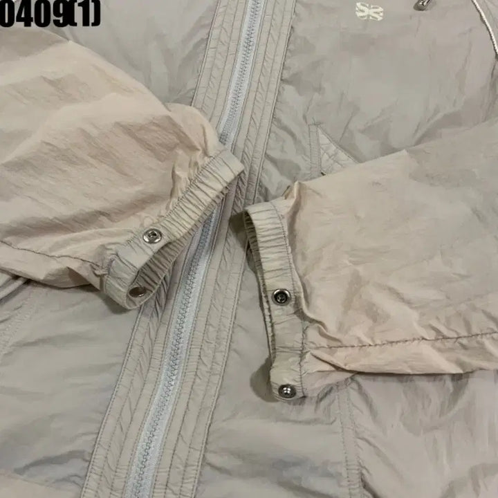 [BUNJANG] SATUR Ivory Windbreaker Jacket / SATUR 세터 후드 바람막이 자켓 아이보리 M