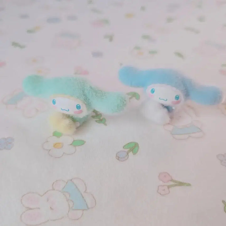 [BUNJANG] Sanrio Cinnamoroll Flocked Mini Figure Bundle Set / 일본정품) 시나모롤 플로키 미니 피규어 2종 일괄 일반+시크릿