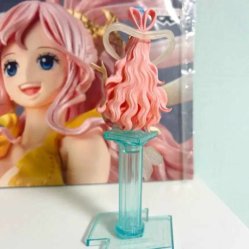 [BUNJANG] One Piece Shirahoshi Figure and Poster Bundle Set / 일괄) 원피스 시라호시 피규어, 포스터