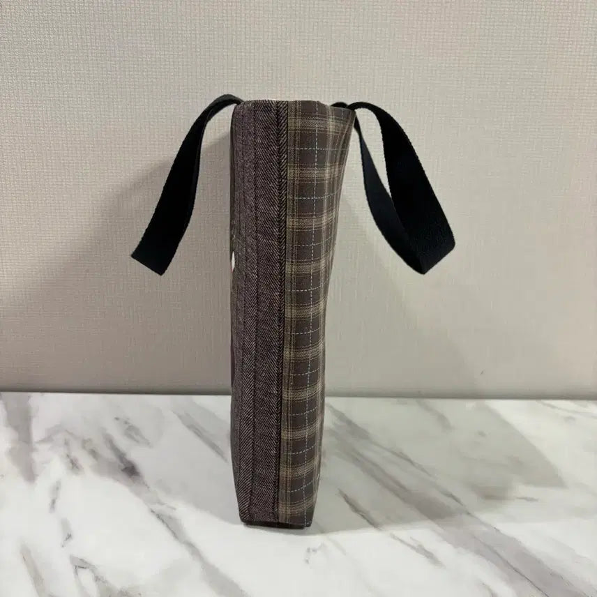 [SOLD OUT] 7% 퀼트 꽃을 든 소녀 토트백