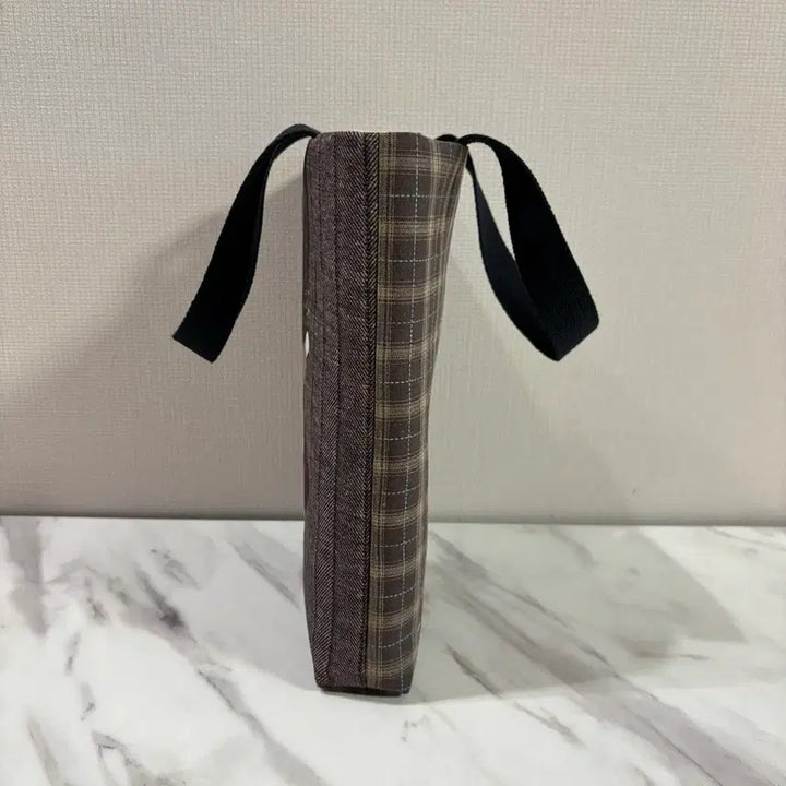 [SOLD OUT] 7% 퀼트 꽃을 든 소녀 토트백