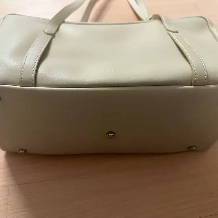 [BUNJANG] Mongmongde Large Shoulder Bag / 몽드몽드 라지 숄더백