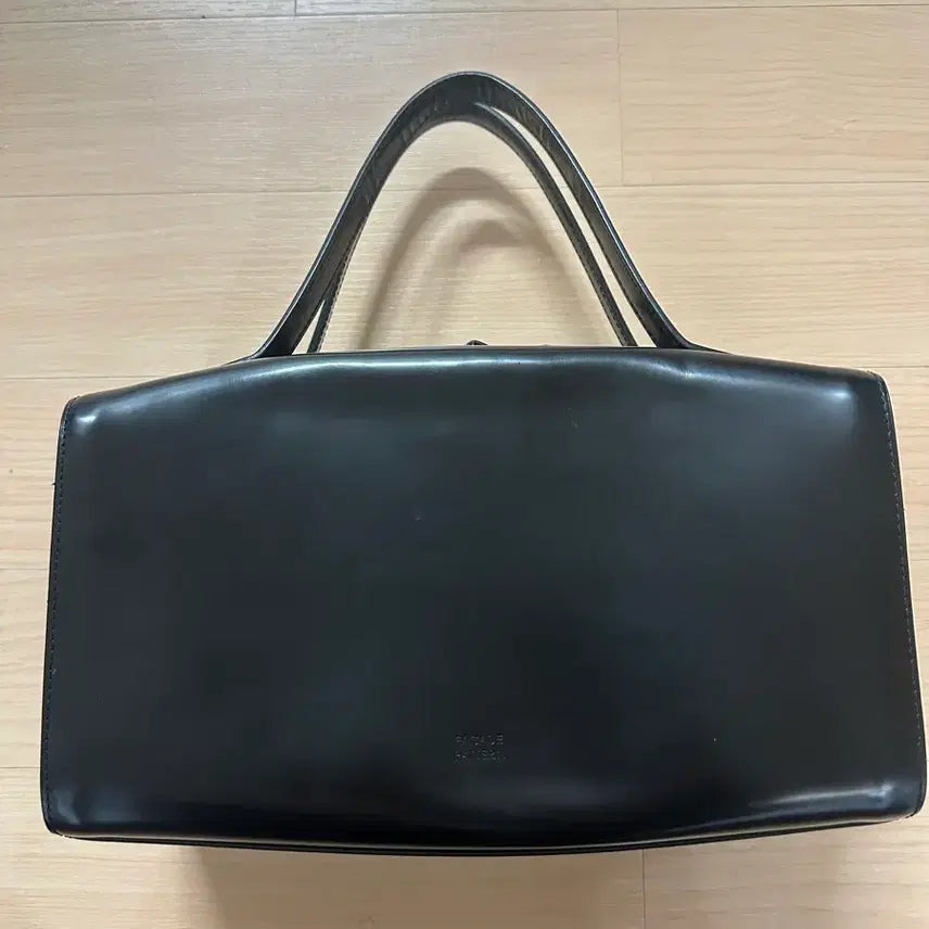 [SOLD OUT] 파사드패턴 파운드백