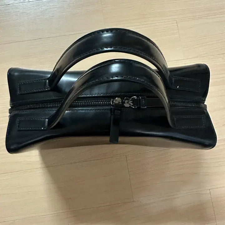 [SOLD OUT] 파사드패턴 파운드백