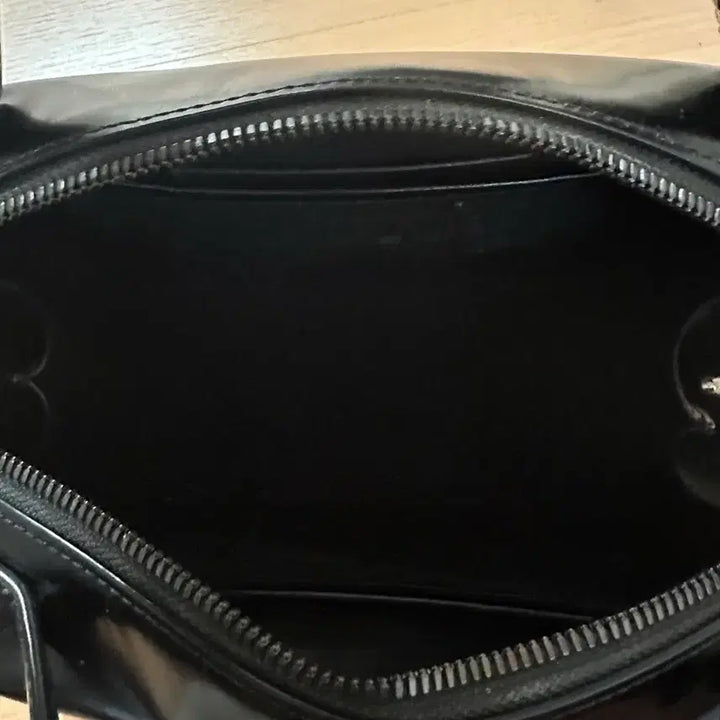 [SOLD OUT] 파사드패턴 파운드백