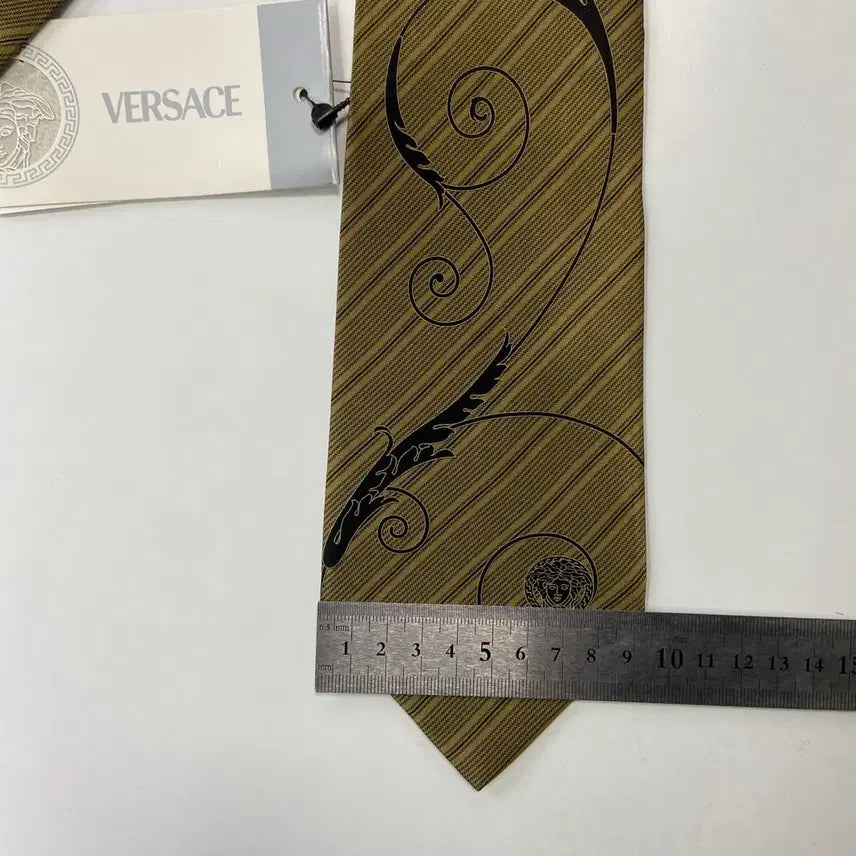 [BUNJANG] Versace Silk Necktie / 택달린 미사용품 Versace 베르사체 정품 명품 넥타이