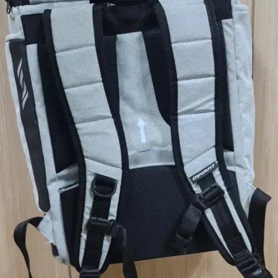 [SOLD OUT] 다이나핏 에어테크 백팩-(가:35, 세:40, 폭:15)거의 새것에 가깝