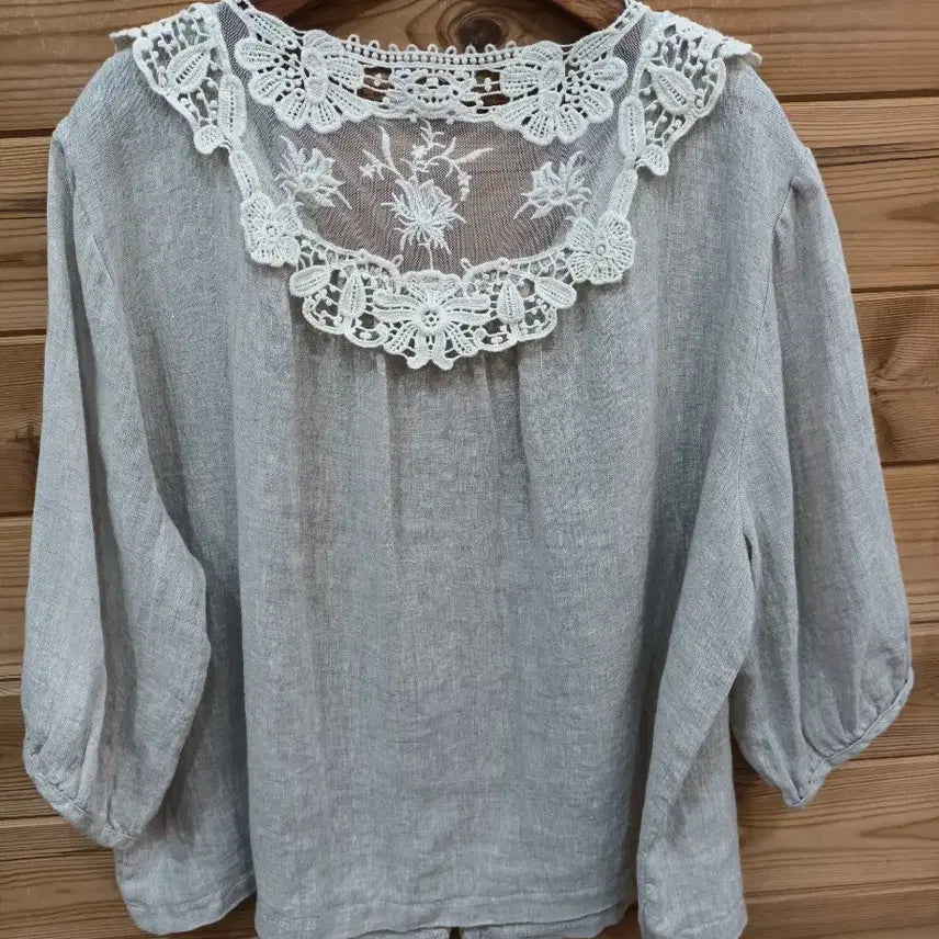 [SOLD OUT] 레이스 카라 린넨 블라우스