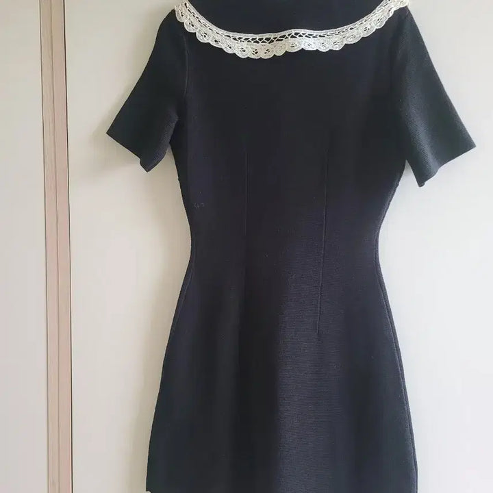 [SOLD OUT] 마쥬2025 레이스 칼라 블랙 원피스 36