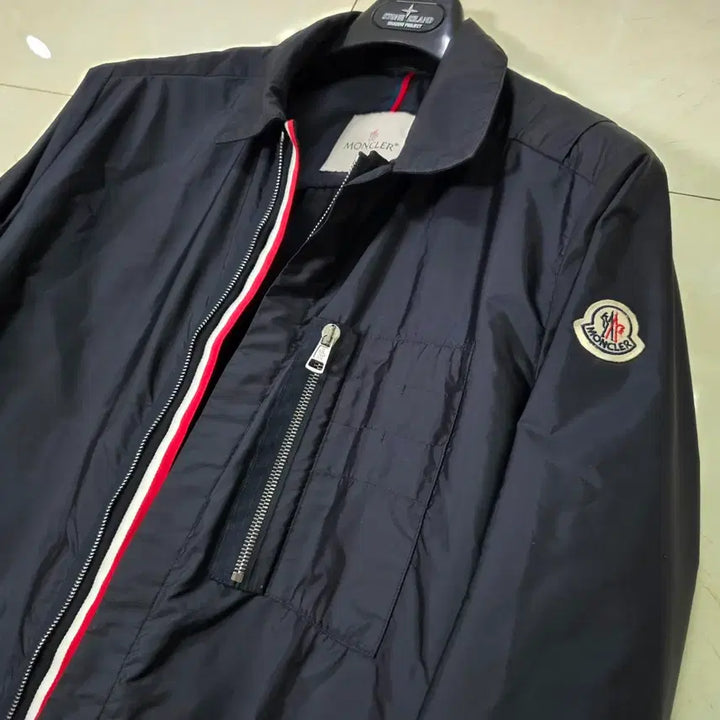 [BUNJANG] Closet Moncler C Tricolore Windbreaker Jacket / {클로젯}[3]몽클레어 씨 트리콜로 바람막이 자켓