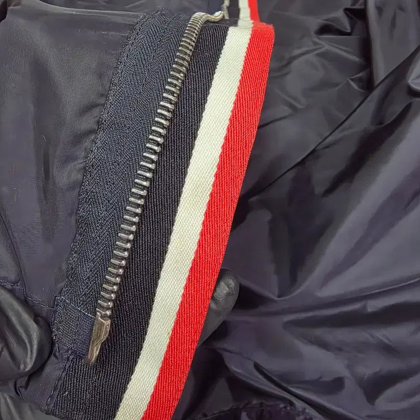 [BUNJANG] Closet Moncler C Tricolore Windbreaker Jacket / {클로젯}[3]몽클레어 씨 트리콜로 바람막이 자켓