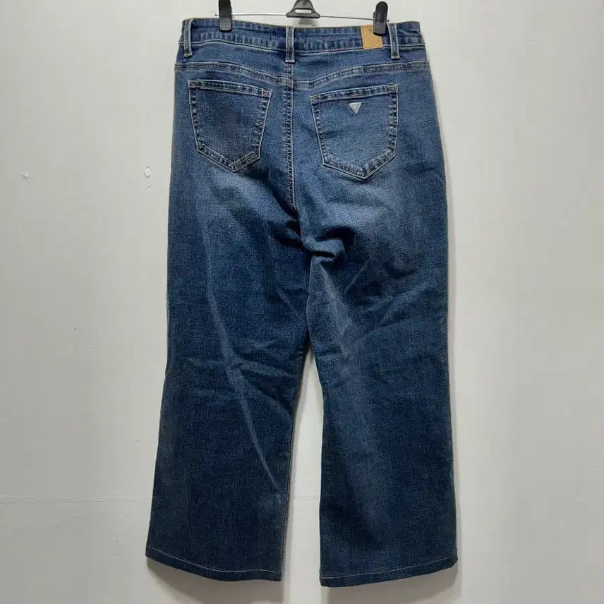 [BUNJANG] Guess Bootcut Denim Pants / 게스 부츠컷 청바지 데님 팬츠 통바지 29