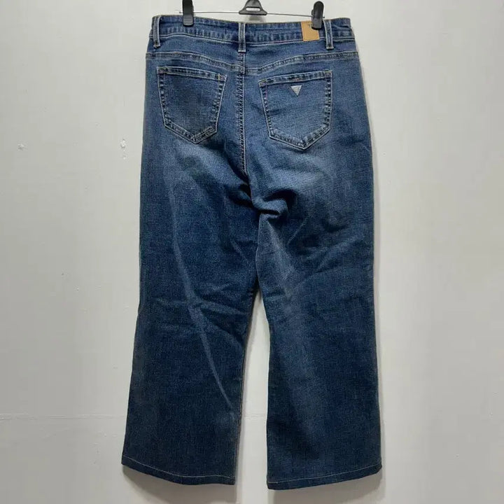 [BUNJANG] Guess Bootcut Denim Pants / 게스 부츠컷 청바지 데님 팬츠 통바지 29