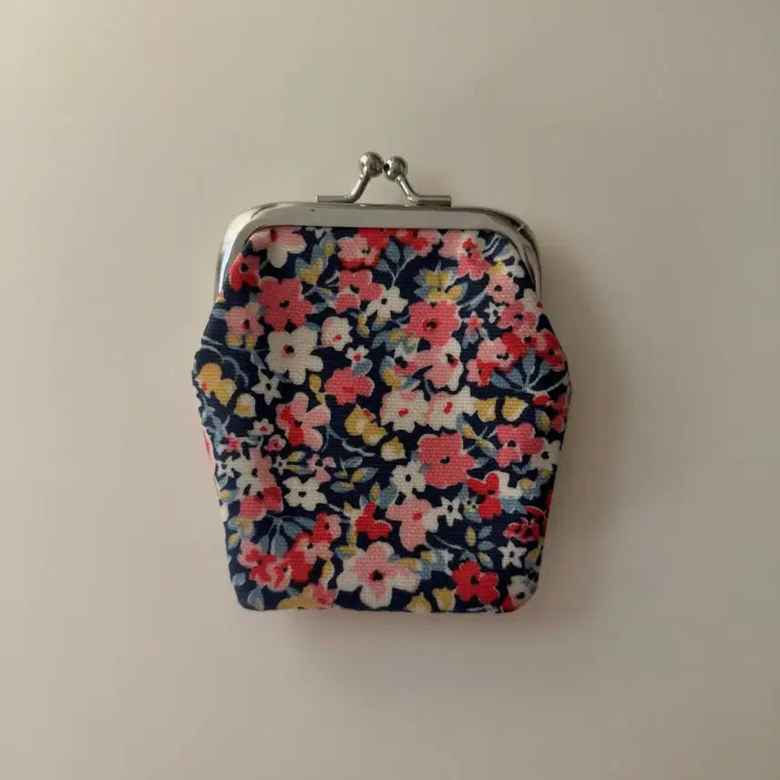 [BUNJANG] Cath Kidston Floral Coin Purse / Cath Kidstion 캐스키드슨 동전지갑