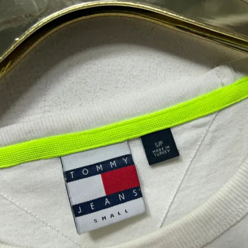[BUNJANG] Tommy Jeans White T-shirt (S) / 타미진스 화이트 반팔 티셔츠 S