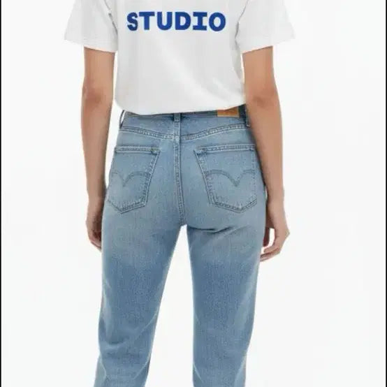 [BUNJANG] IAB Studio Short Sleeve T-shirt / 아이엡티셔츠
