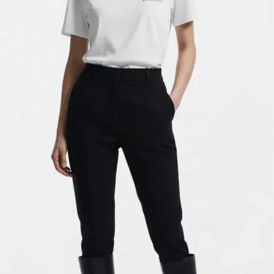 [BUNJANG] IAB Studio Short Sleeve T-shirt / 아이엡티셔츠