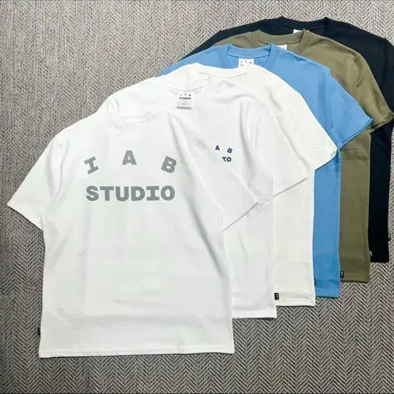 [BUNJANG] IAB Studio Short Sleeve T-shirt / 아이엡티셔츠