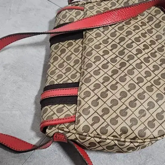 [BUNJANG] Cherardini Italian Vintage Leather Crossbody Bag / CHERARDINI 이태리 빈티지 가죽 크로스백