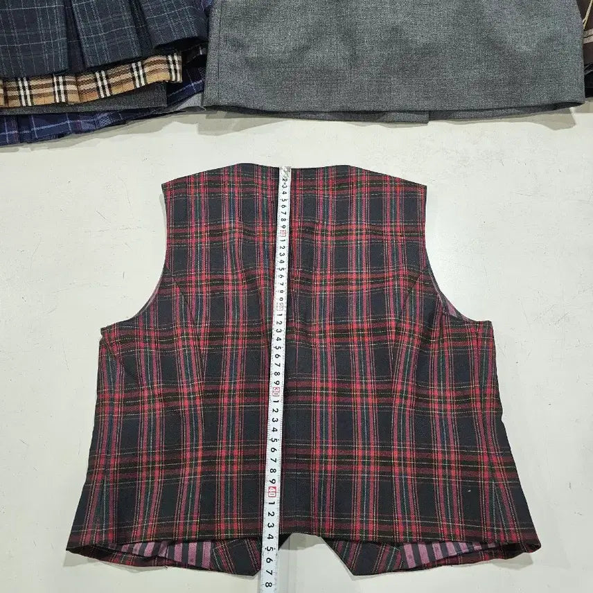 [BUNJANG] Used School Uniform Vest and Skirt Set / 중고여성 교복 조끼세트 사이즈 97/68