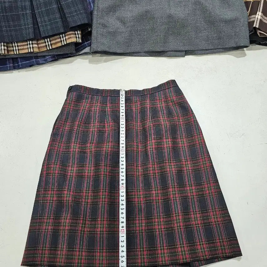 [BUNJANG] Used School Uniform Vest and Skirt Set / 중고여성 교복 조끼세트 사이즈 97/68