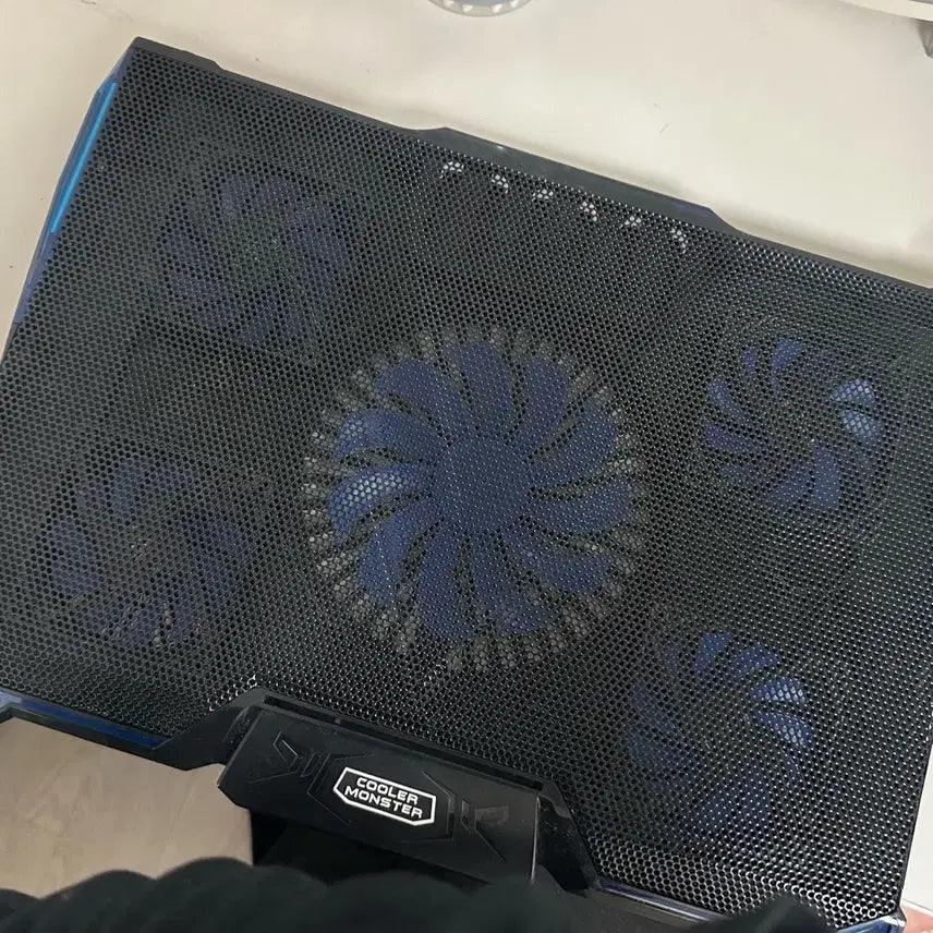[BUNJANG] Cooler Monster F5 Laptop Cooling Pad / 노트북 쿨링패드 쿨러몬스터 F5