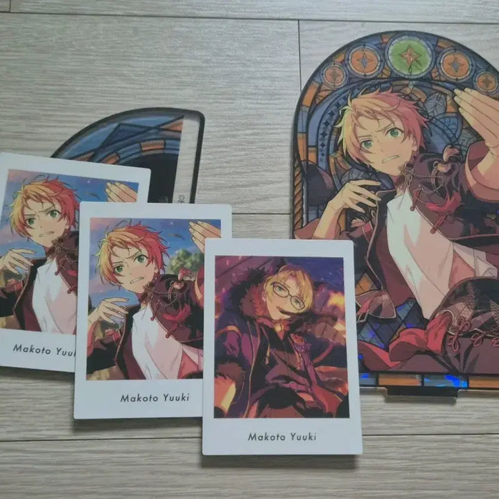 [BUNJANG] Yuuki Makoto Sungle + Pasha + Rotating Acrylic Stand / 유우키 마코토 스글+파샤+회전아크릴