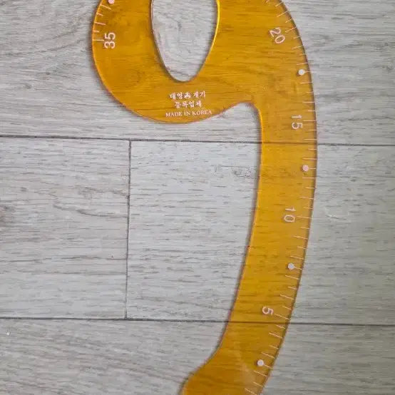 [BUNJANG] Vintage Wooden Cutter / 옛날 원목 재단자
