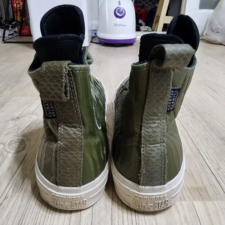 [SOLD OUT] 컨버스 척 테일러 올스타 하이 미디엄 올리브 270
