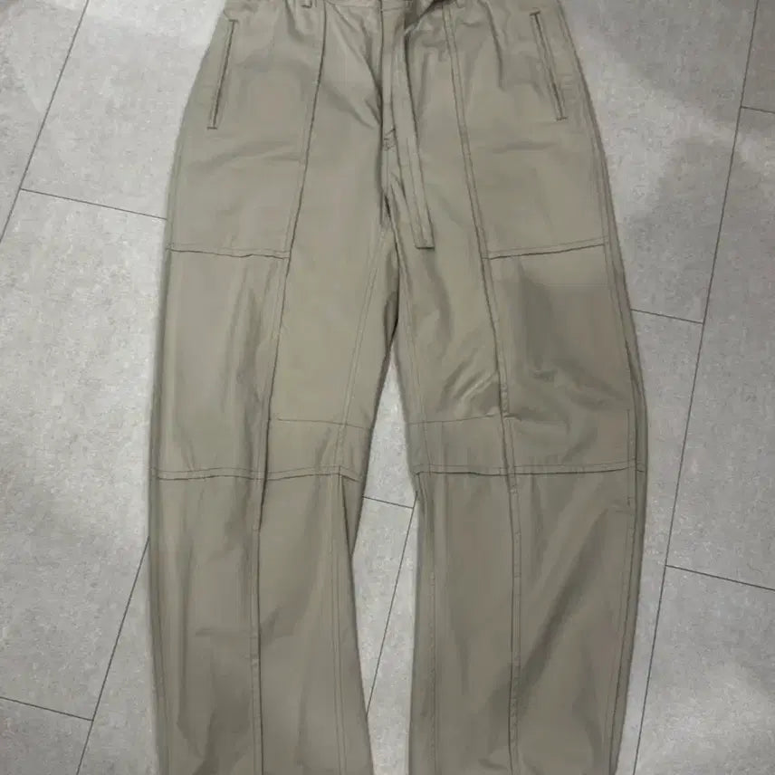 [BUNJANG] In Silence Curved Cotton Pants / 인사일런스 커브드 코튼팬츠