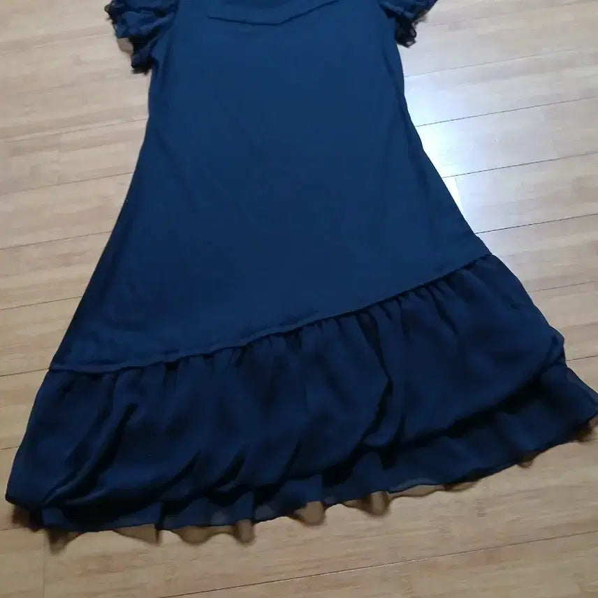 [BUNJANG] Black Chiffon Layered Mini Dress with Puff Sleeves / 블랙 쉬폰 캉캉 원피스 퍼프소매